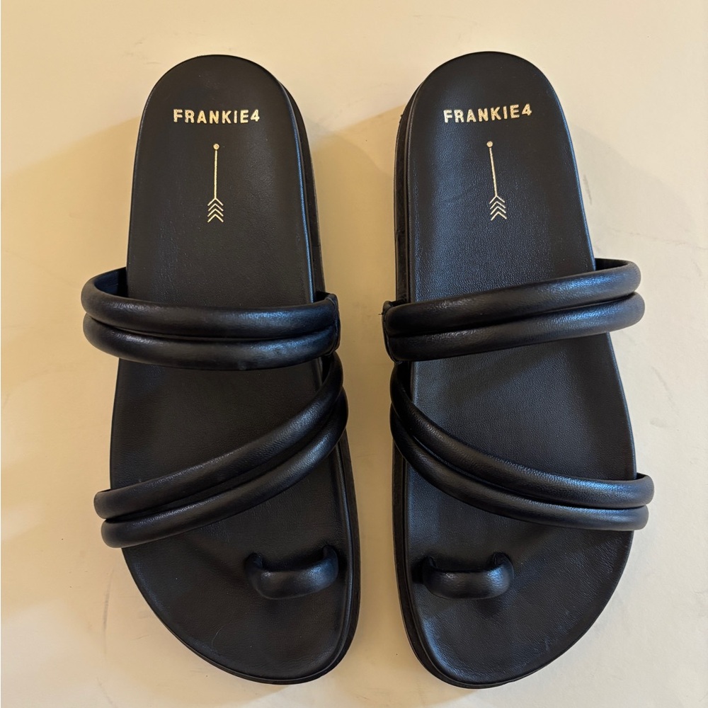 Willow Black Slide Sandals